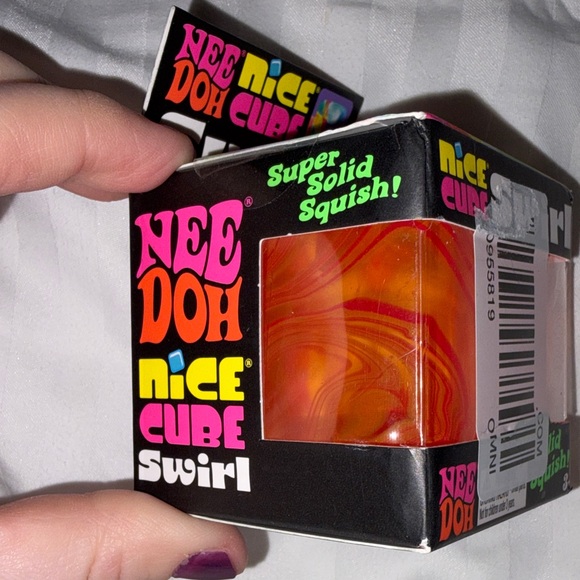Schylling Accessories - Trendy Brand New NeeDoh Swirl Super Solid Squish - Orange & Pink🔥